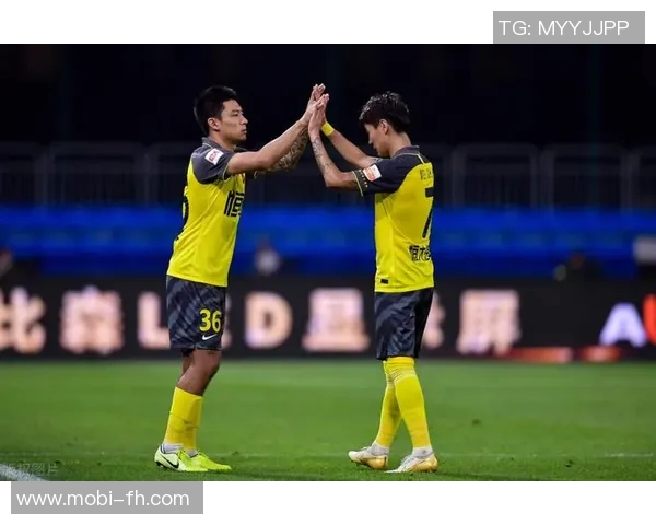 奥特强调换防策略对坎宁安施压三分球失准助力球队取胜